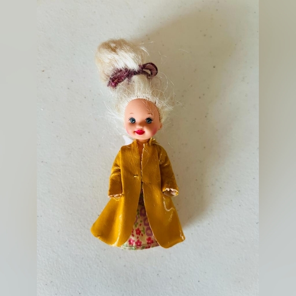 Kelly doll barbie doll - Picture 3 of 12